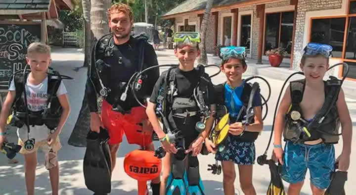 PADI Junior Open Water Diver cource in maldives