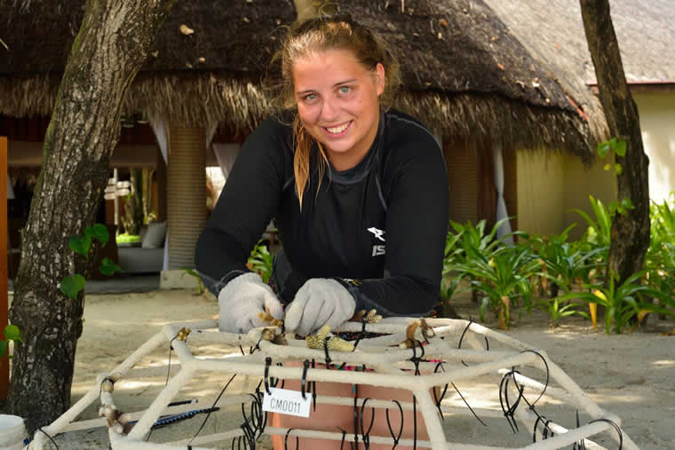 Jasmine Stone at Moofushi