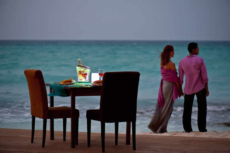 beach dinner for two