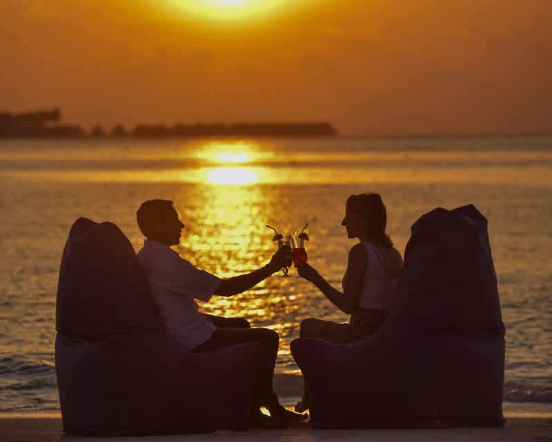 table with sea view